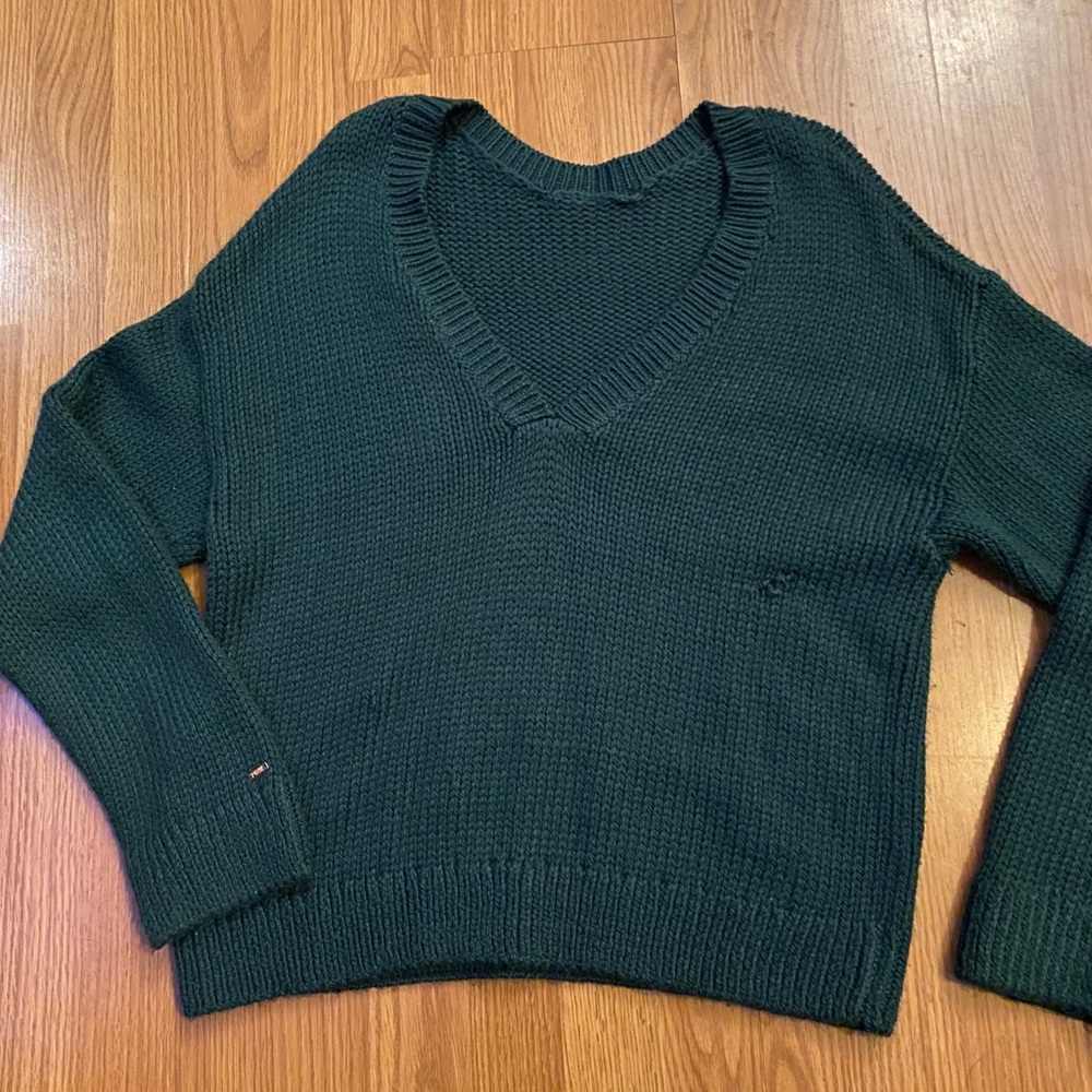 PINK by Victoria’s Secret Back v-neck Sweater sz L - Picture 2 of 4